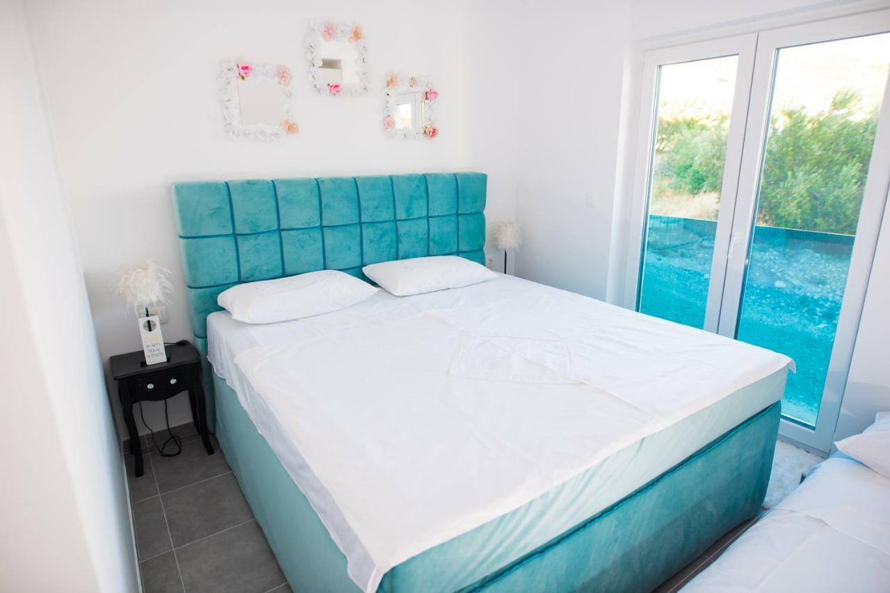 Mikulic Apartment Makarska